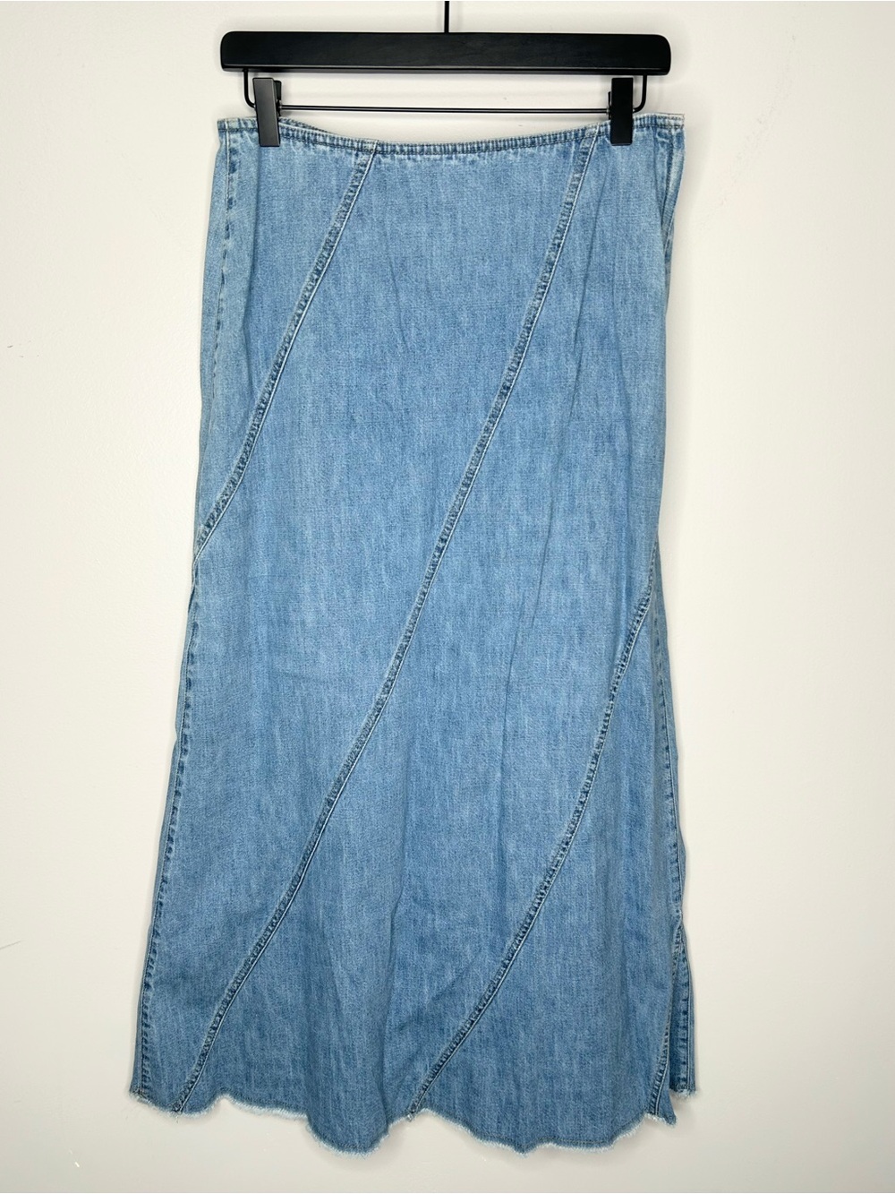 Liz Claiborne Denim A-Line Skirt Blue Medium Wash Size 6